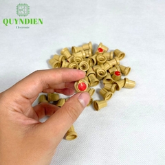 Núm Nhựa Volumn Màu Đỏ Thân Vàng