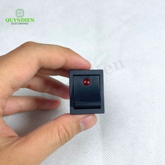 Công Tắc Bập Bênh 4 Chân KCD4 30A 125/250VAC Đen