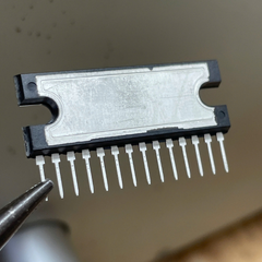 IC LA4440 Khuyếch Đại Công Suất, chân đồng