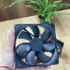 Quạt tản nhiệt 24VDC không chổi than 12x12x2.5cm