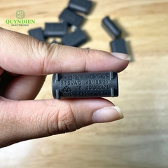 Tụ Bếp Từ 2uF 275VAC/400VDC Màu Đen Đứng