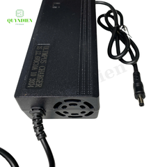 Bộ Sạc Pin Olympus 3S 12.6V-10A Jack 5.5x2.5mm