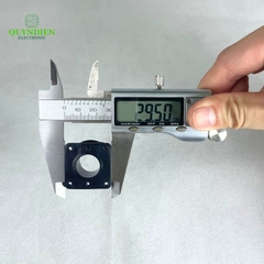 Lõi Khuôn Nhựa Vuông Tròn 30mm Màu Đen