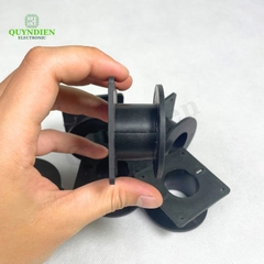 Lõi Nhựa Vuông Tròn 55 Quấn Cuộn Cảm Phân Tần Loa - Màu Đen
