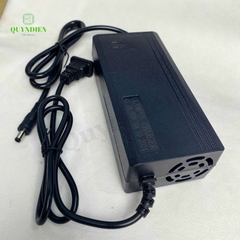 Bộ Sạc Pin Sắt Olympus 4S 14.6V-10A Jack 5.5x2.5mm