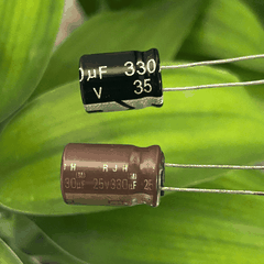 Tụ hóa 330uF điện áp 25v-35v, dùng trong mạch lọc, mạch dao động, và mạch truyền dẫn tín hiệu