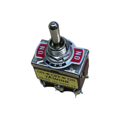Công tắc gạt đảo chiều 3A-6A-10A-15A lỗ khoét 12mm