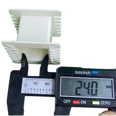 Khuôn nhựa quấn biến áp Fe silic 22x25mm