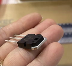 Transistor D718 KEC Lưng Đồng Mạ Niken