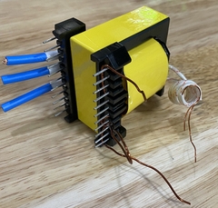 Biến áp xung quấn mới E5520 VUÔNG Đứng ( Có nguồn phụ 24v dùng cho IGBT )