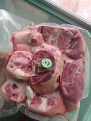 Giò trước nguyên chân chặt (1.5kg)