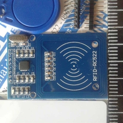 Module RFID RC522 MFRC-522 13.56MHzm + thẻ nhựa, móc khóa kde0305