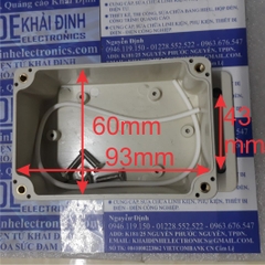 hộp nhựa 100*68*50mm, có tai ngoài kín nước kde3196