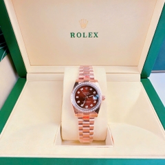 Rolex Đính Đá |Nữ Giới |Mặt Nâu |Dây Kim Loại Rose Gold |Máy Pin (Máy Quartz) |Size 31mm