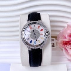 Cartier Ballon Bleu |Nữ Giới |Đính Pha Lê Nhiều Màu |Dây Da Đen |Máy Pin (Quartz) |Size 35mm