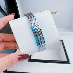 Chopard Mặt Oval |Nữ Giới |Đính Đá Swarovski |Dây Kim Loại Silver |Máy Pin (Quartz) |Size 34mm