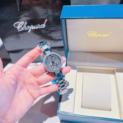 Chopard Mặt Xoay |Nữ Giới |Đính Pha Lê |Dây Kim Loại Trắng Silver |Máy Pin (Quartz) |Size 35mm