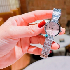 Christian Dior Họa Tiết Logo |Nữ Giới |Mặt Hồng |Dây Kim Loại Silver |Máy Pin (Quartz) |Size 28mm