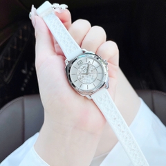Coach Boyfriend |Nữ Giới |Mặt Tròn Silver |Dây Silicone Trắng |Máy Pin (Quartz) |Size 34mm
