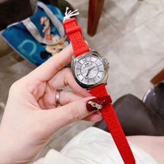 Coach Boyfriend |Nữ Giới |Mặt Trắng Silver |Dây Cao Su Đỏ |Máy Pin (Quartz) |Size 34mm
