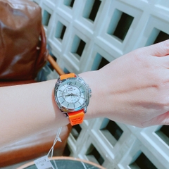 Coach Boyfriend |Nữ Giới |Trắng Silver |Dây Silicone Màu Cam |Máy Pin (Quartz) |Size 34mm