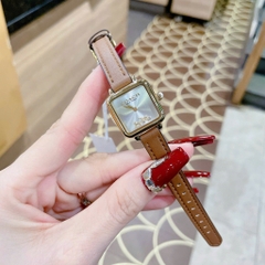 Coach Cass Xe Ngựa |Nữ Giới |Mặt Vuông |Dây Da Nâu |Máy Pin (Quartz) |Size 22mm