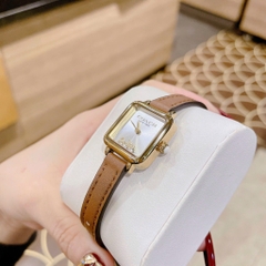Coach Cass Xe Ngựa |Nữ Giới |Mặt Vuông |Dây Da Nâu |Máy Pin (Quartz) |Size 22mm