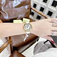 Coach Signature Boyfriend |Nữ Giới |Vàng Gold |Dây Sillicone Trắng |Máy Pin (Quartz) |Size 34mm