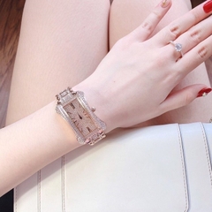 Davena Mặt Chữ Nhật |Nữ Giới |Rose Gold |Full Đá |Dây Kim Loại |Máy Pin |Size Lớn 31x42mm