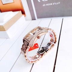 Davena Mặt Chữ Nhật |Nữ Giới |Rose Gold |Full Đá |Dây Kim Loại |Máy Pin |Size Lớn 31x42mm