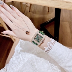 Davena Mặt Vuông |Nữ Giới |Đính Đá Rose Gold |Dây Da Xanh Lá |Máy Pin |Size Lớn 37mm