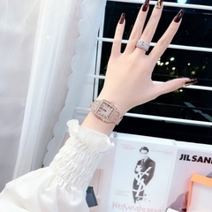 Davena Mặt Vuông |Nữ Giới |Full Đá Rose Gold |Dây Kim Loại |Máy Pin |Size 35mm