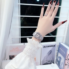 Davena Mặt Vuông |Nữ Giới |Full Đá Trắng Silver |Dây Kim Loại |Máy Pin |Size 35mm
