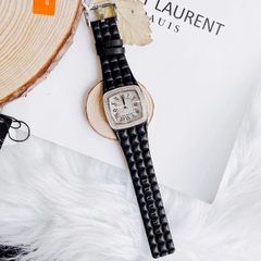 Davena Mặt Vuông |Nữ Giới |Trắng Silver |Đính Full Đá |Dây Da Đen |Máy Pin |Size 36mm
