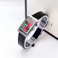 Gucci G-Frame |Nữ |Mặt Chữ Nhật Xanh Đỏ |Dây Da Đen |Máy Pin (Quartz) |Size 21x34mm