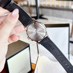 Gucci G-Timeless Butterfly |Nữ |Mặt Hình Bướm |Dây Da Đen |Máy Pin (Quartz) |Size 38mm