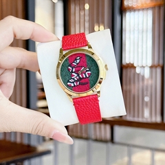 Gucci G-Timeless |Nữ |Mặt Con Rắn Thêu |Dây Da Màu Đỏ |Máy Pin (Quartz) |Size 38mm