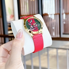 Gucci G-Timeless |Nữ |Mặt Con Rắn Thêu |Dây Da Màu Đỏ |Máy Pin (Quartz) |Size 38mm