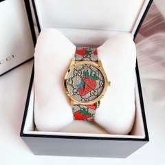 Gucci G-Timeless Strawberry |Nữ |Dây Da Họa Tiết Hình Trái Dâu |Máy Pin (Quartz) |Size 38mm