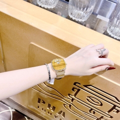 Gucci Grip |Nữ |Mặt Vuông Mạ Vàng |Đính Đá |Dây Kim Loại Vàng Gold |Máy Pin (Quartz) |Size 36mm