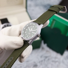 Seiko 5 Quân Đội |Nam Giới |Sports |Dây Vải Dù Xanh Rêu |Máy Cơ (Automatic) |Size 42mm