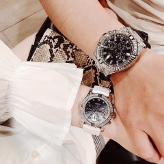 Guess 6 Kim |Cặp Đôi |Mặt Đính Đá Silver |Dây Sillicone |Size 47x38mm