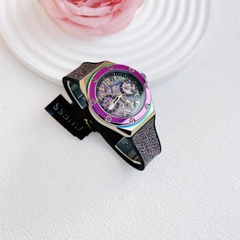 Guess Asteria |Nữ Giới |Hologram Tím |Dây Cao Su Xám Nhũ |Máy Pin (Quartz) |Size 40mm