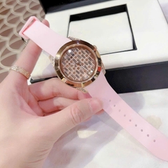 Guess Baguette |Nữ Giới |Rose Gold |Dây Silicone Hồng |Máy Pin (Quartz) |Size 39mm