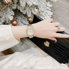 Guess Blush |Nữ Giới |Đính Đá |Dây Kim Loại Demi Vàng Gold |Máy Pin (Quartz) |Size 34mm
