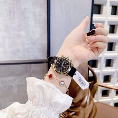 Guess Catalina |Nữ Giới |Vàng Gold |Dây Silicone Màu Đen |Máy Pin (Quartz) |Size 35mm