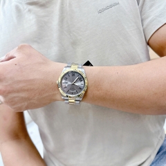 Guess Connoisseur |Nam Giới |Mặt Xám |Dây Kim Loại Demi Vàng |Máy Pin (Quartz) |Size 42mm