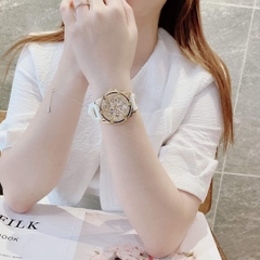 Guess Cut-Thru |Nữ Giới |Đính Đá Vàng Gold |Dây Sillicone Trắng |Máy Pin (Quartz) |Size 38mm