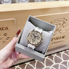 Guess Cut-Thru |Nữ Giới |Đính Đá Vàng Gold |Dây Sillicone Trắng |Máy Pin (Quartz) |Size 38mm