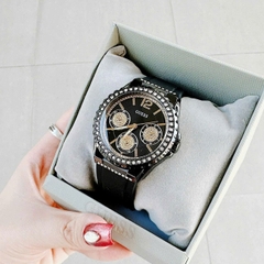 Guess Empire |Cặp Đôi |Mặt Tròn Đen |Đính Đá |Dây Cao Su |Size 46x38mm